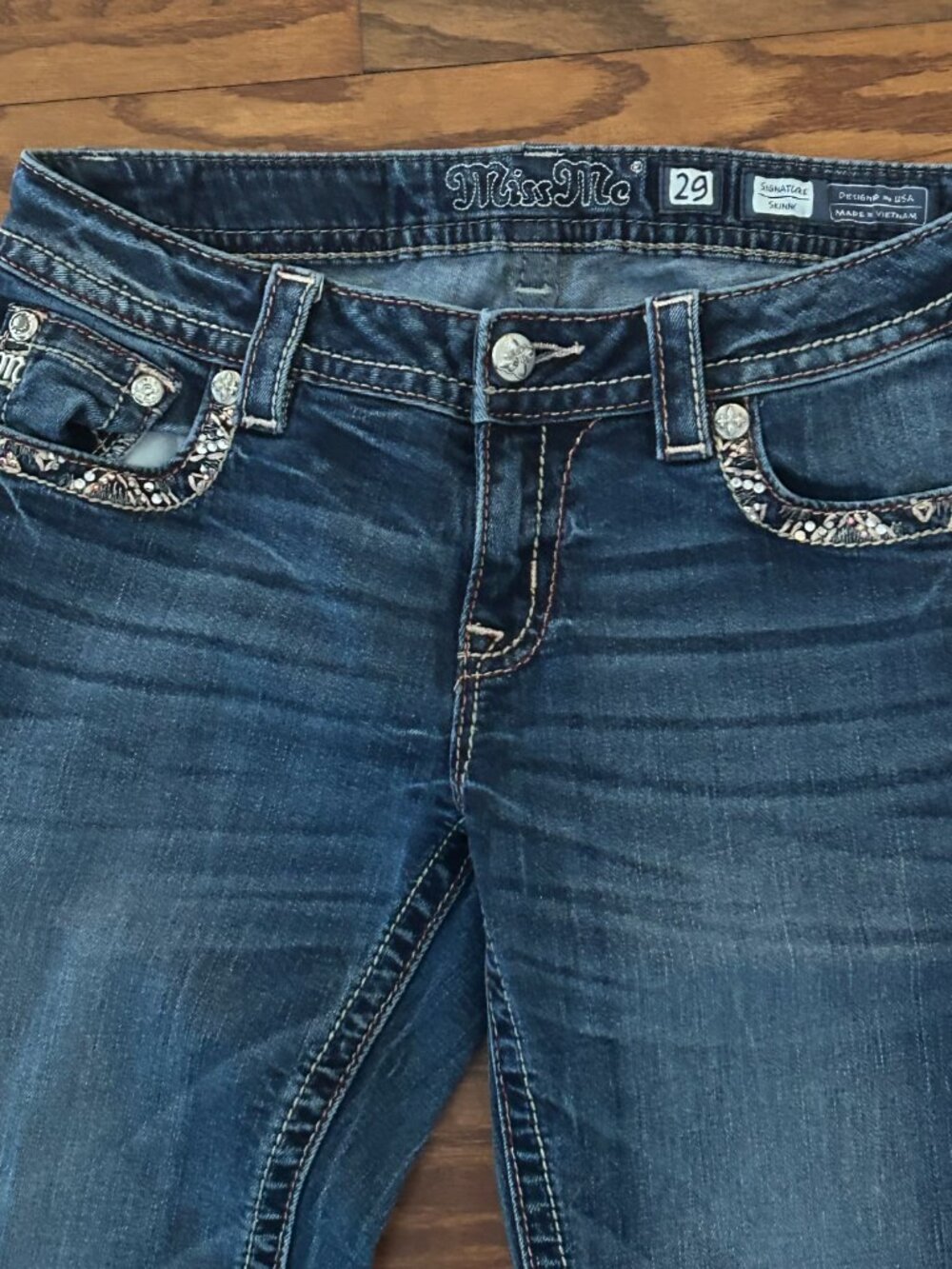 Miss Me Signature Skinny Beaded Sequin Embroidered Jeans Size 29 Y2K - Picture 8 of 16